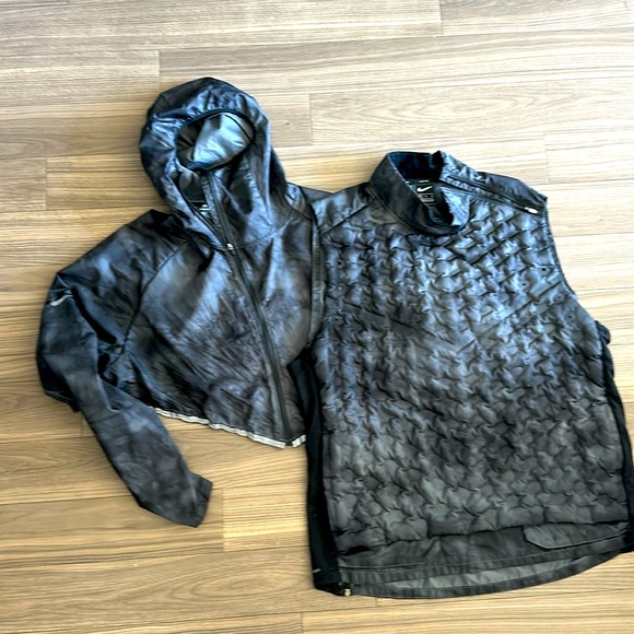 Men’s Nike Runner Windbreaker Vest & Crop Hoodie - Picture 6 of 6